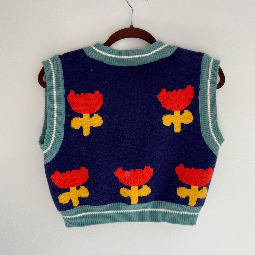 Kina & Tam Tulip Sweater Vest-Medium - Picture 2 of 2